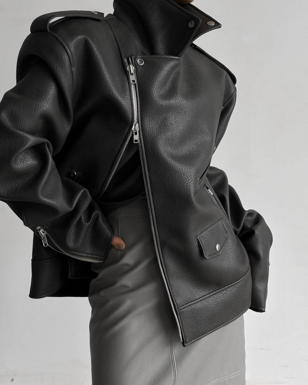 ★関税込★JILLSTUART★NEW.P VEGAN LEATHER バケットバッグM ★ 楽天市場】ジルスチュアート バッグ（素材（生地・毛糸）本革