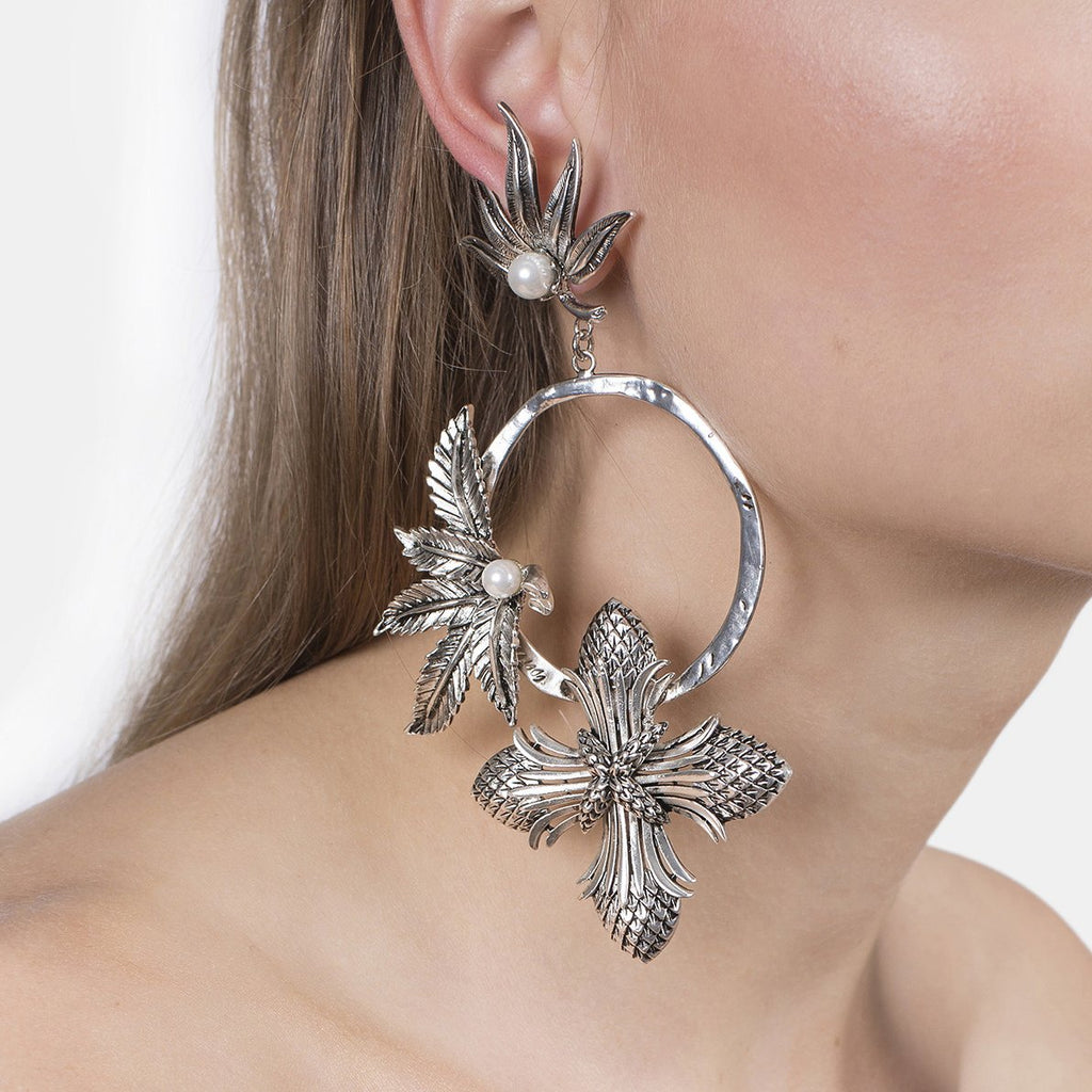 The Aerialist Silver Earrings - Marble Hive