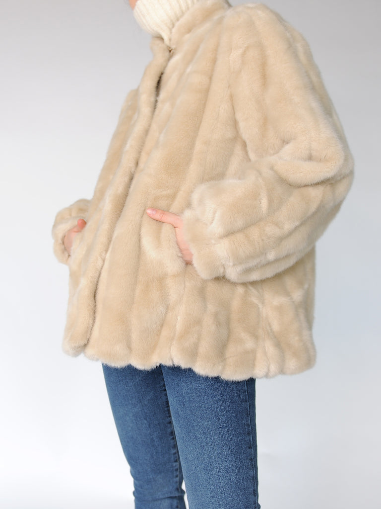 Luxury Faux Fur Beige Jacket - Marble Hive